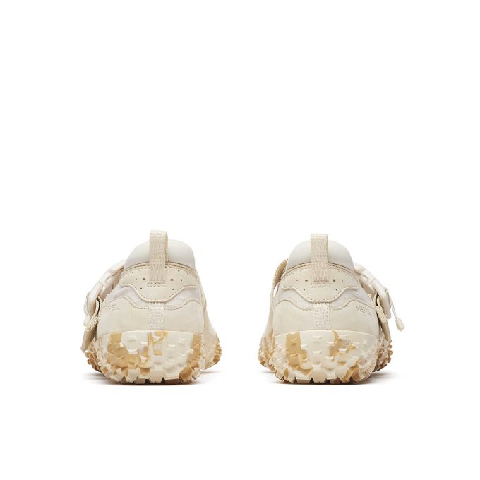 Hebilla cruzada de nobuk para mujer