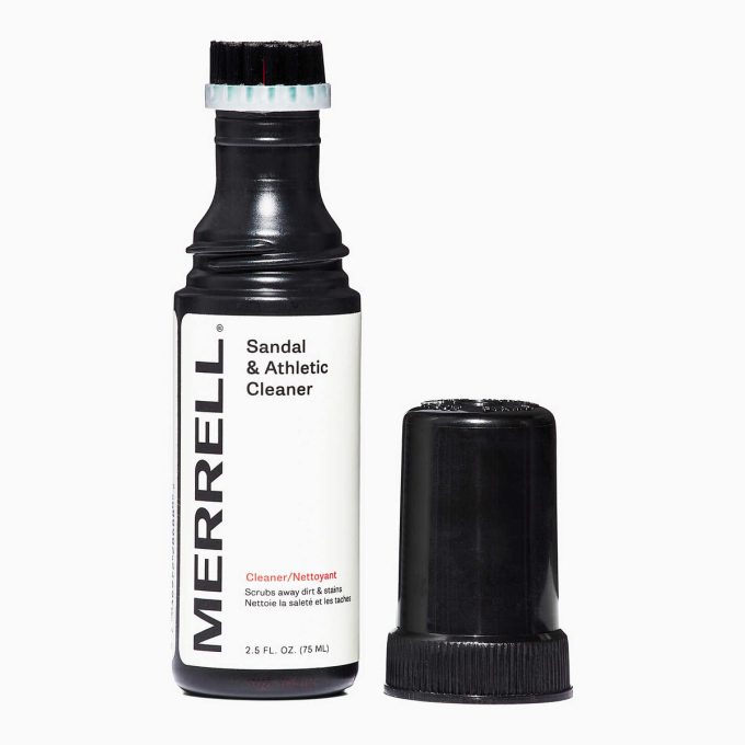 Limpiador para sandalias y artículos deportivos de 2.5 oz Limpiador para sandalias y artículos deportivos de 2.5 oz